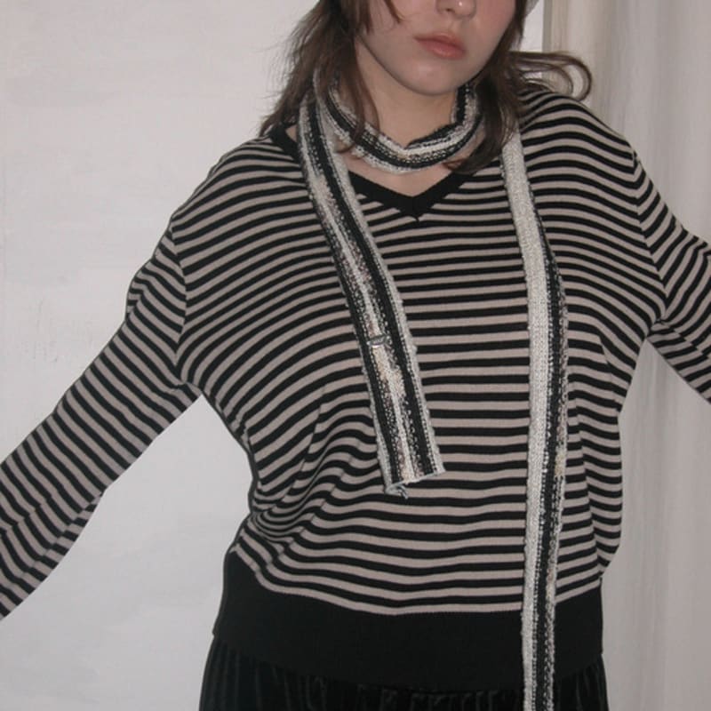 Voor Knit Long Muffler_Ivory&Black