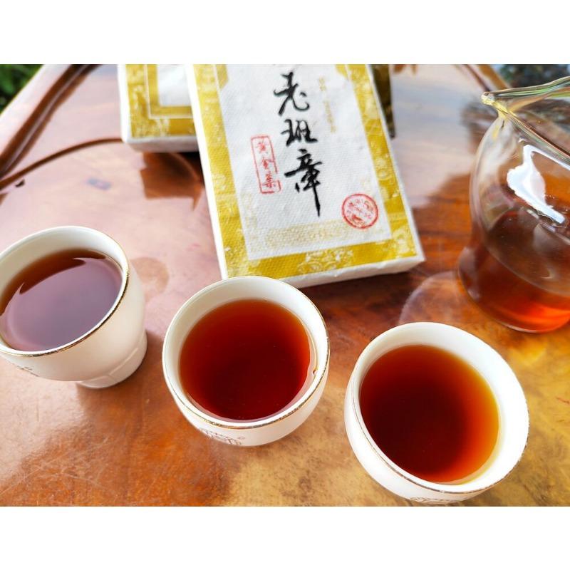 Yunnan dobrý čaj Old Banzhang zlatý list stará čajová cihla starý strom Pu 'er 200g vyzrálý Pu 'er syrový čaj