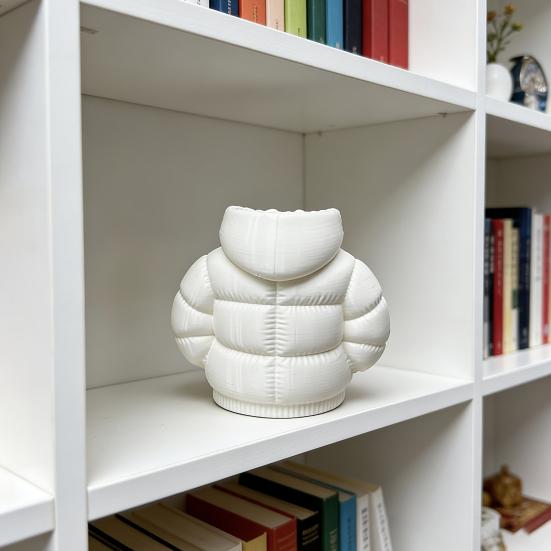 Umbra Studio Down Jacket Pen Holder, 3D Printed Desktop Organizer, Lightweight Durable Matte Texture for Students Dormitory Office