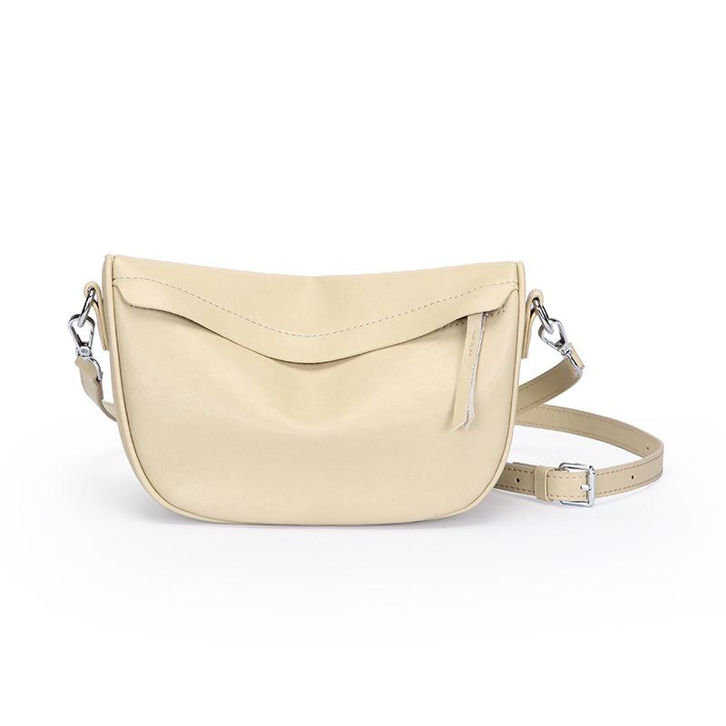 

Qiu Zhen vegetable tanned first-layer cowhide casual crescent bag retro leather small bag simple and versatile single shoulder messenger bag women