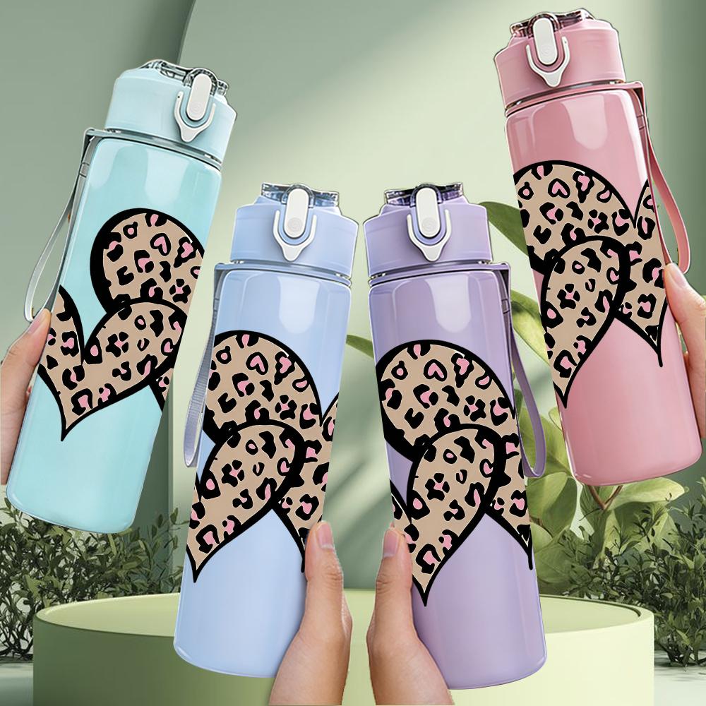 1PC Double Leopard Print Heart 750ml Color Plastic Sports Water Bottle Leakproof Flip Straw Lid Suitable for Sports Office Home Use