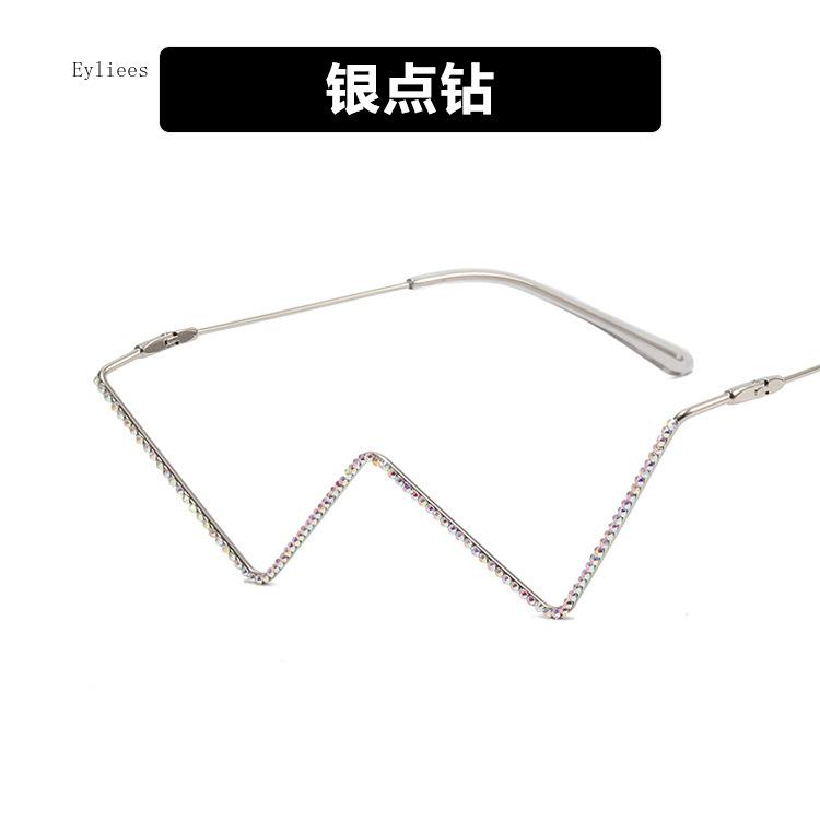 New in Fashion Crystal Sunglasses Frames For Women Small Diamond Eyeglasses Line Alloy Frame Eyewear Punk Half Frame Glasses
