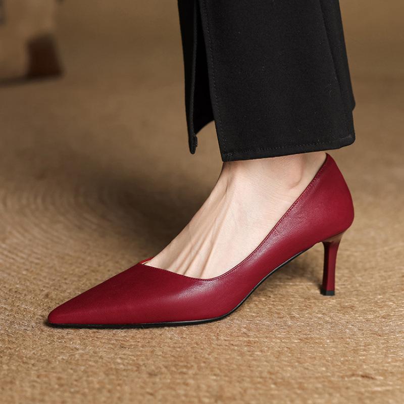 New hollow sandals women's summer women's high-heeled sandals casual beef tendon soft sole large and small size women's shoes pointed leather