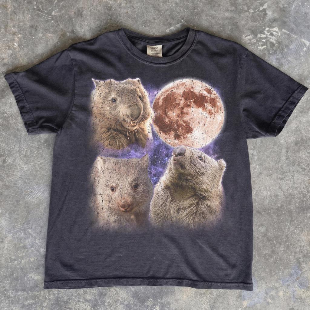Wombat Howling Moon Galaxy T-Shirt, Retro Animal Lover Graphic Tee