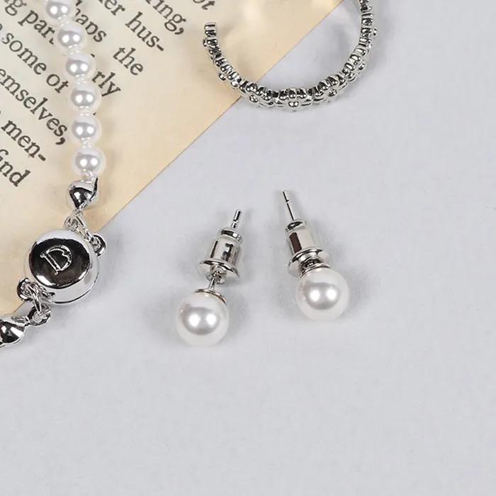 Pearl Grace Earrings Pearl