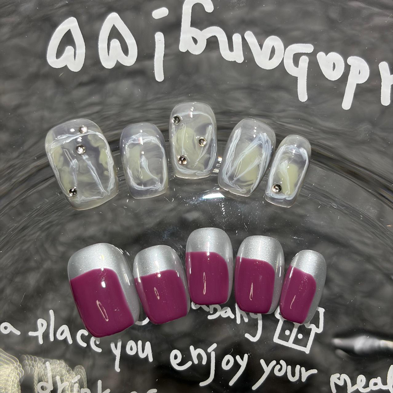

Handcrafted AB Style Magic Mirror Powder French Manicure – Whitening, Removable, Wearable Nails Medium