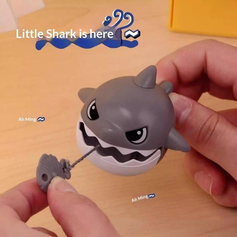 Pull String Biting Shark Keychain Funny Stress Relief Fidget Toy Cute Shark Pendant For Backpack Bag Decor Car Key Accessories