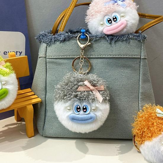 Cartoon Key Accessory Curly Hair Head Keychain, Plush Keychain with Metal Clasp, Plushie Holder Backpacks Handbags Keys Decorative Pendant for