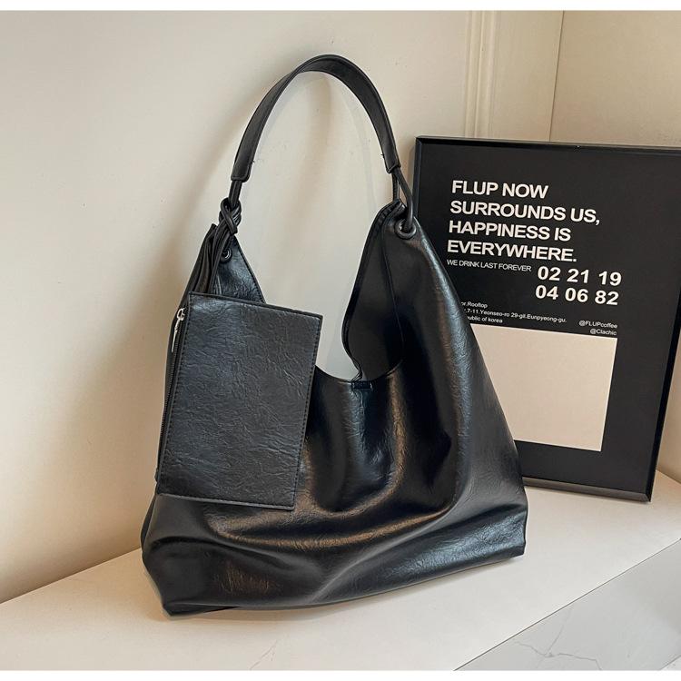 

Retro Tote Bag for Women, 2026 New Fashion Shoulder Bag, Simple Commuter Work Bag, Large Capacity PU Leather Handbag чёрный