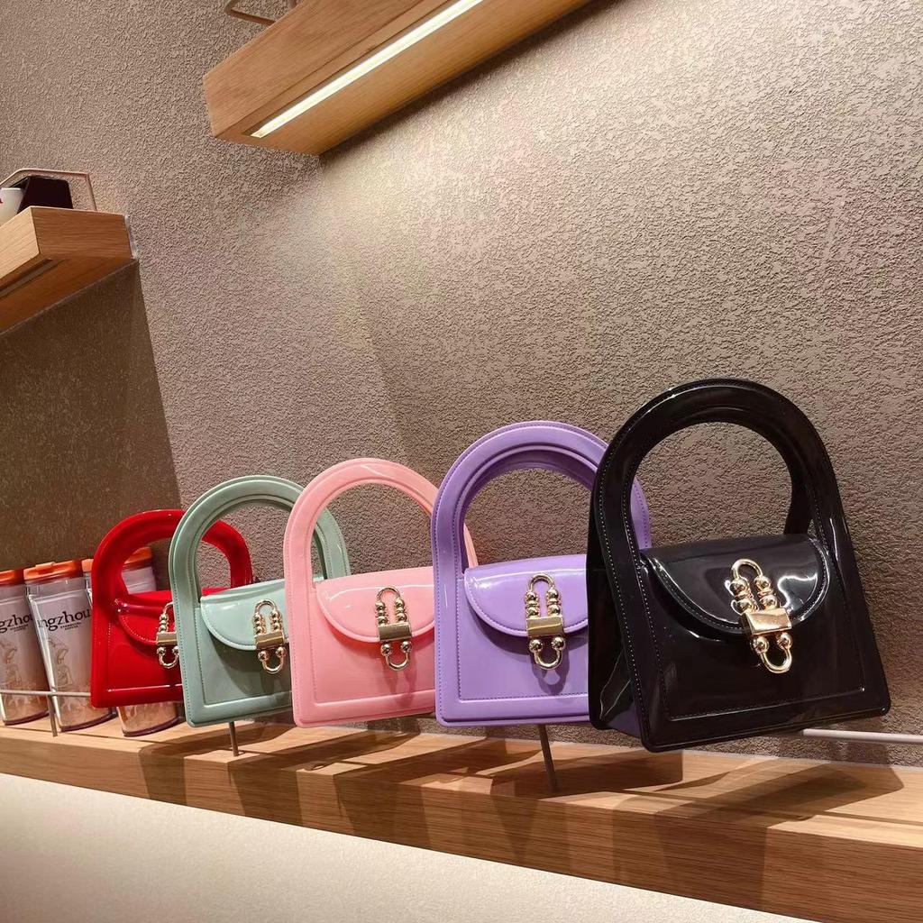 2025 Frühling/Sommer Jelly Mini Crossbody Tasche - Trendige, vielseitige Kettentasche für Damen und Kinder