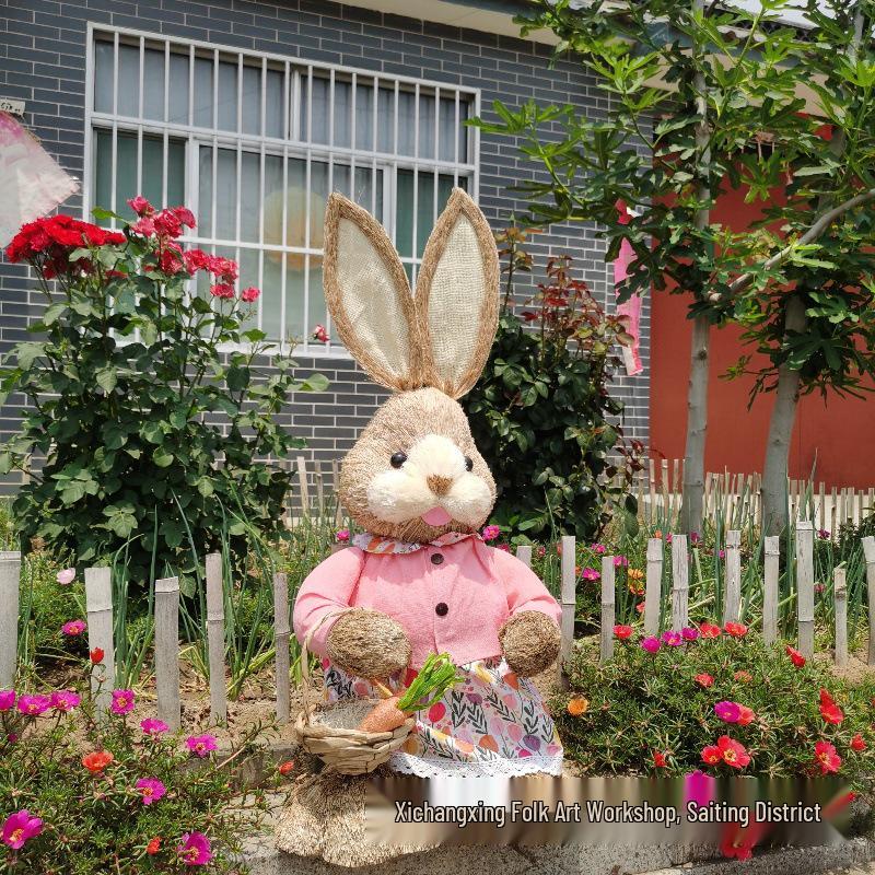 Pastoral Large Peter Rabbit Straw Woven Craft Ornament - Cute Christmas & Halloween Gift