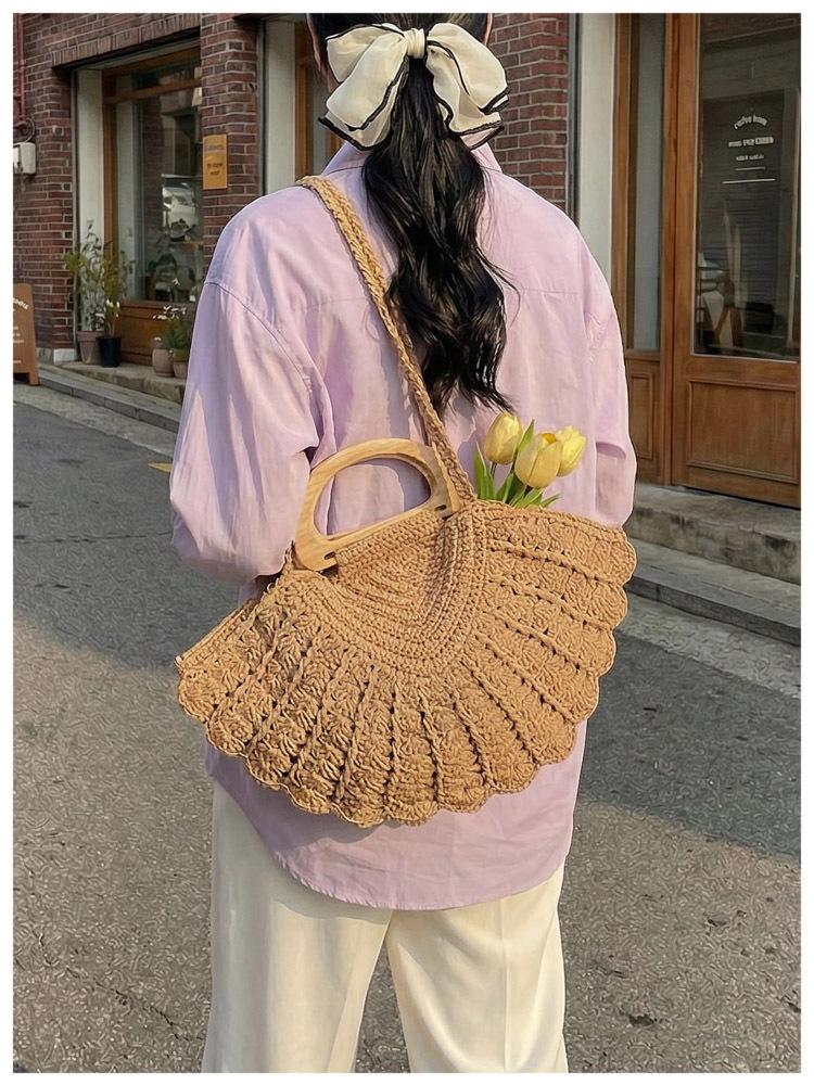 Women's Casual Loose-Fit Hollow Straw Woven Shoulder Handbag, 2026 New Vegetable Basket Design