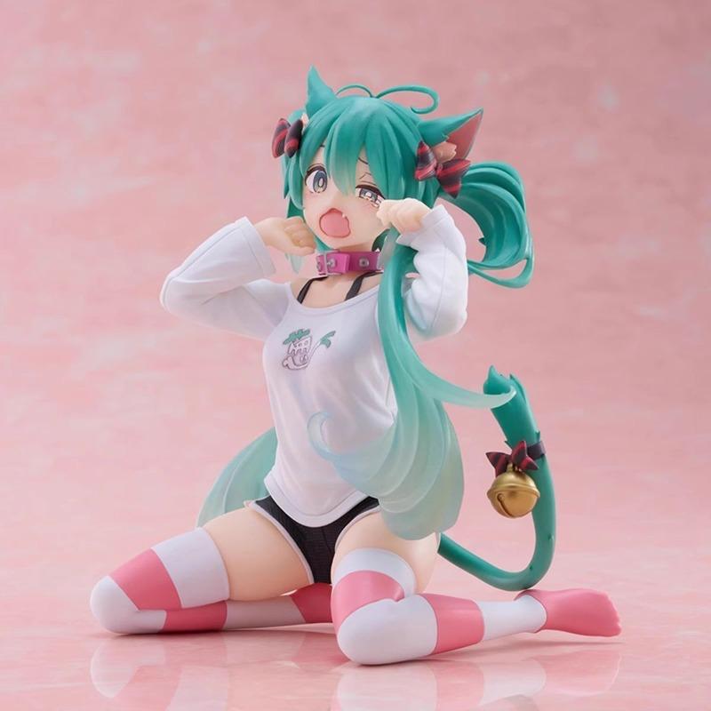 Hatsune Miku Modell Anime Mädchen Figuren Katzenohren Sitzende Haltung Kurzärmeliger Schlafanzug Figuren Auto Dekoration Puppe Kinderspielzeug Geschenk
