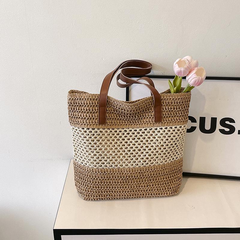 

Летняя женская большая соломенная сумка-тоут 2025 года для пляжа или поездок на работу