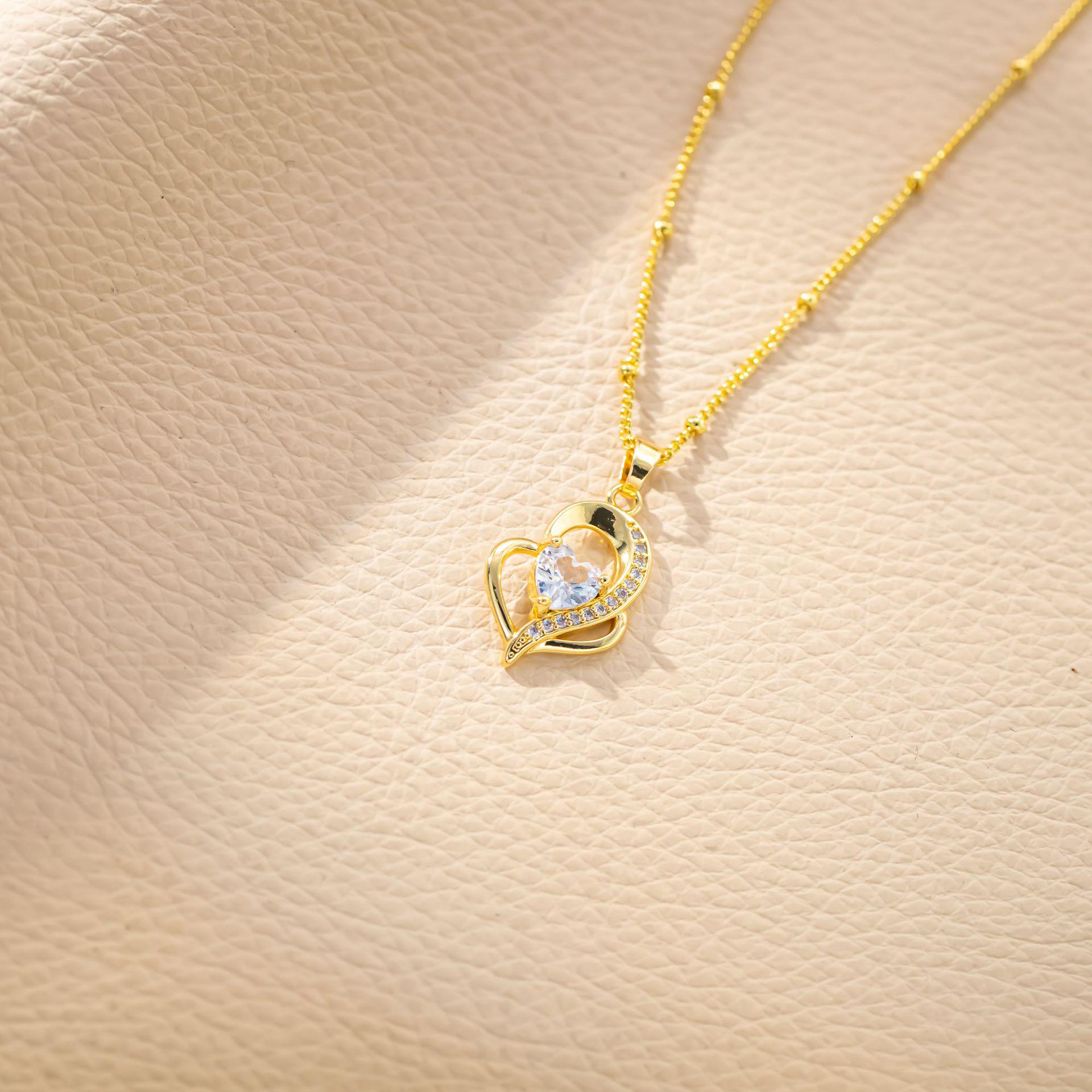 European-Inspired Copper Zirconia Heart Pendant Necklace - Perfect Valentine s Day Gift for Her золотой