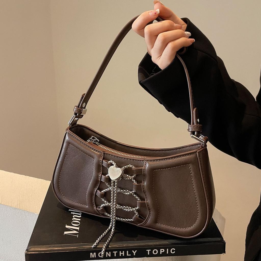 Popular Messenger Bag, Super Fire Shoulder Armpit Bag, Premium Retro Design Locomotive Bag