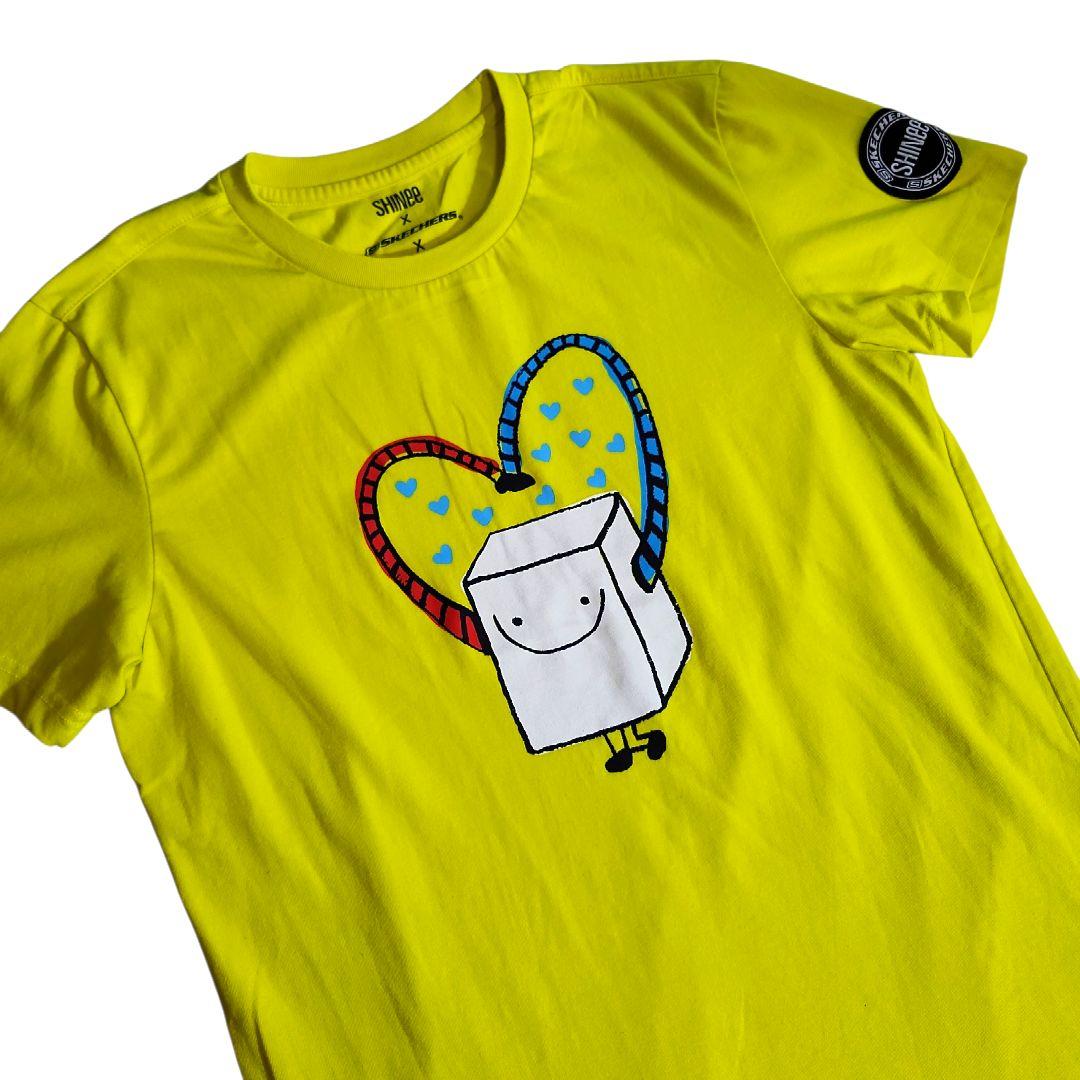 

[Б/У] Корейская футболка SHINee x SKETCHERS с иллюстрацией нашивки на рукаве 876