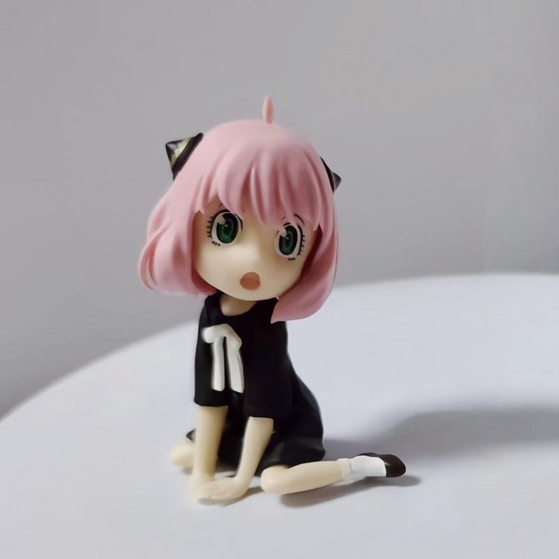 Anime spy playhouse Q version sitting position Ania figure model desktop car chassis ornament statue gift