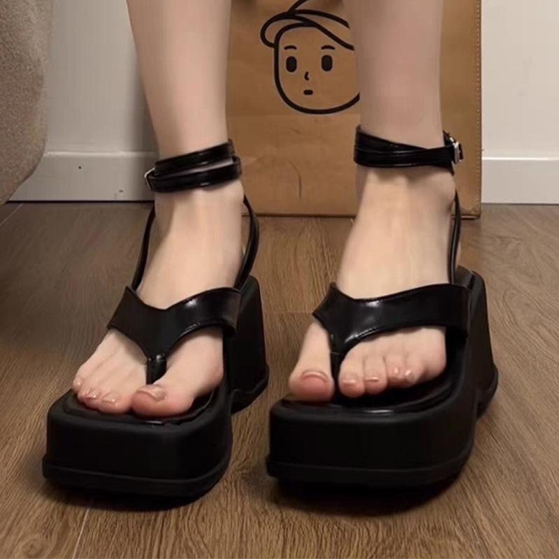 

Thick-soled fashion casual beach sandals women s outer wear summer new simple heightening toe sandals 40 чёрный