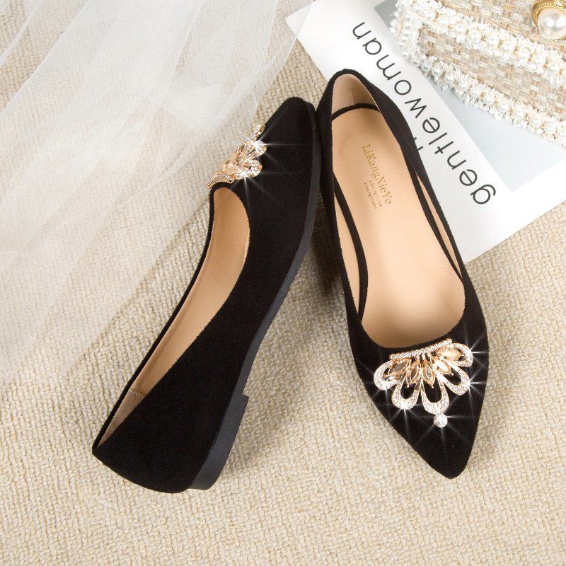 Ladies Footwear Pointed Toe Bride Rhinestone Red Women's Flat Shoes Non Slip Y2k Quick Delivery Wholesale Casual Vacation Spring