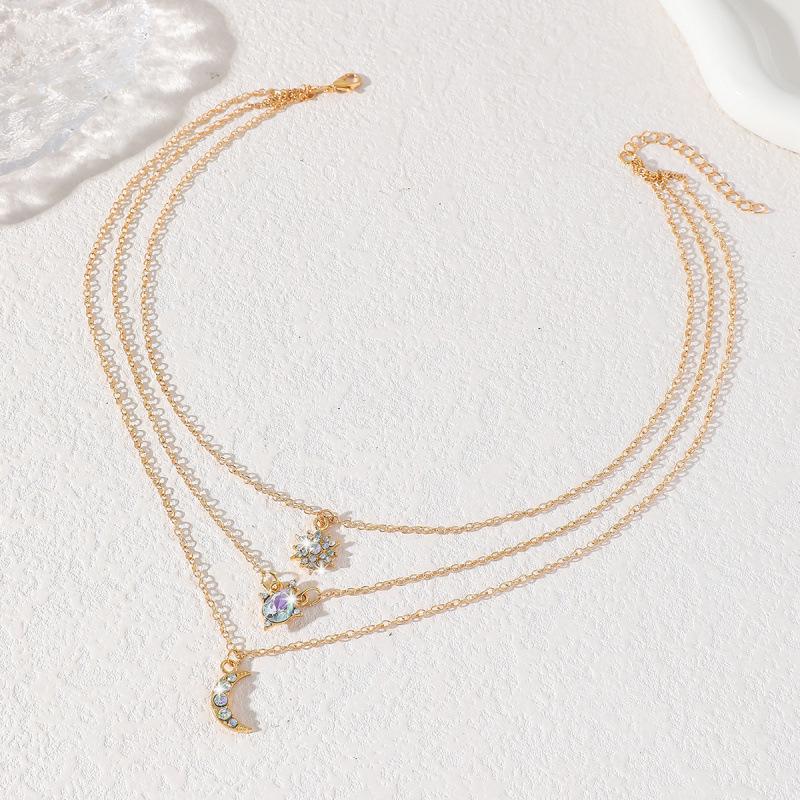 Elegant Sunflower Moon Layered Necklace - Multi-layer Pendant for Women with High-end Style.