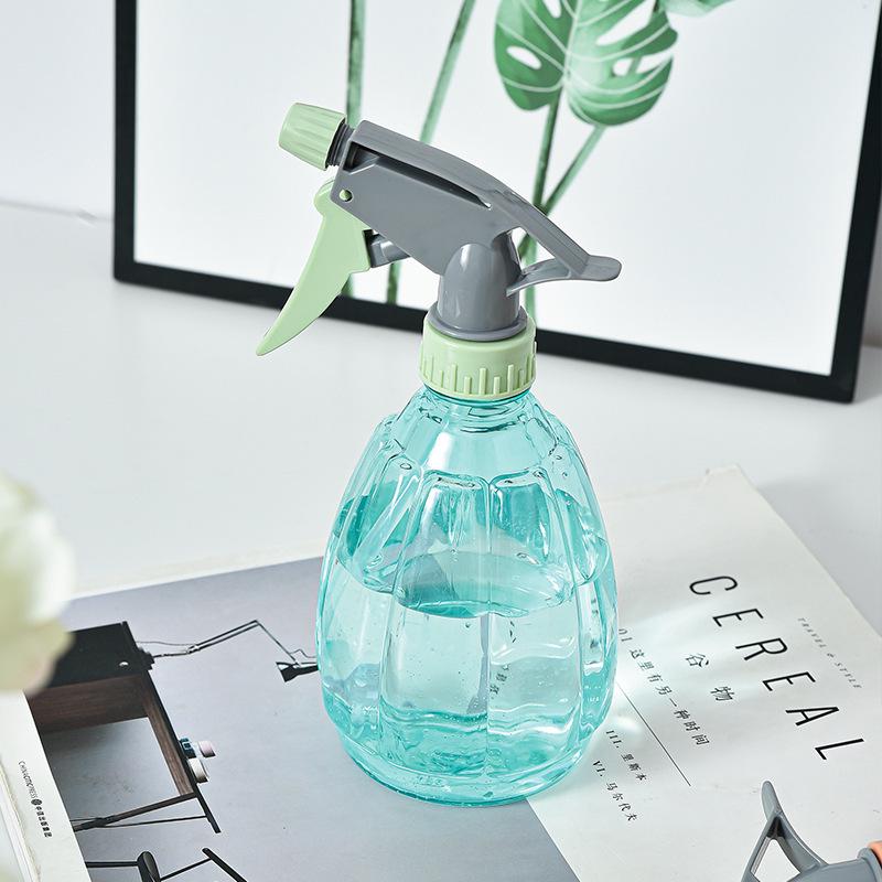 Air Pressure Plastic Watering Pot for Garden and Cleaning, Small Atomizing Sprayer.
