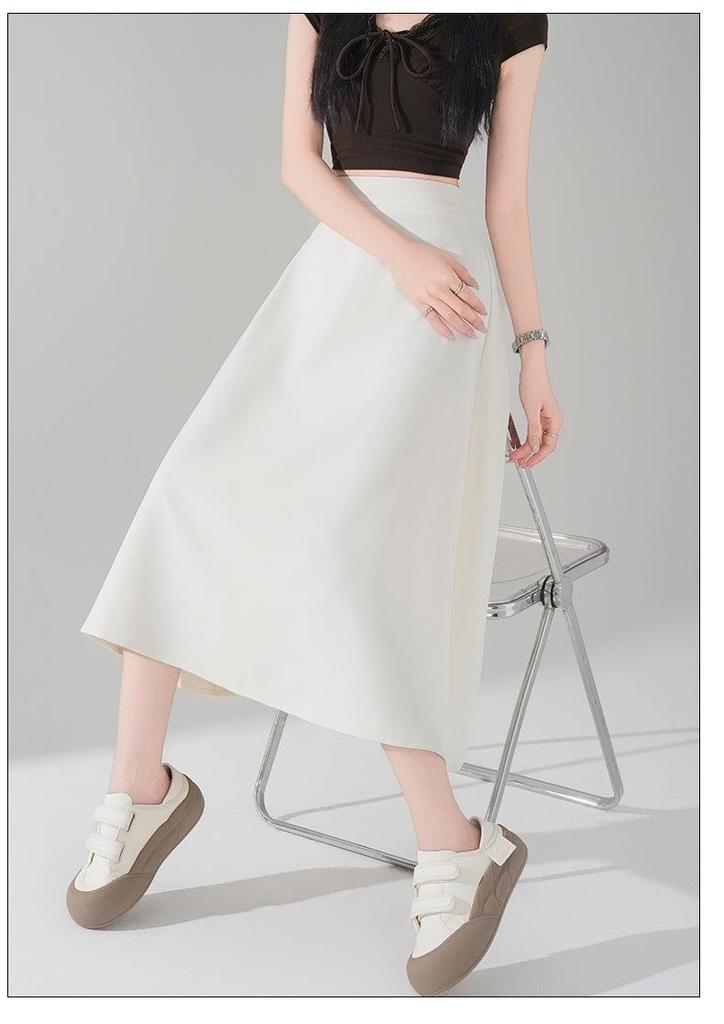 Plus Size Korean Style Slimming Black Skirt - Thin Material, Versatile, Solid Color, Spring/Summer