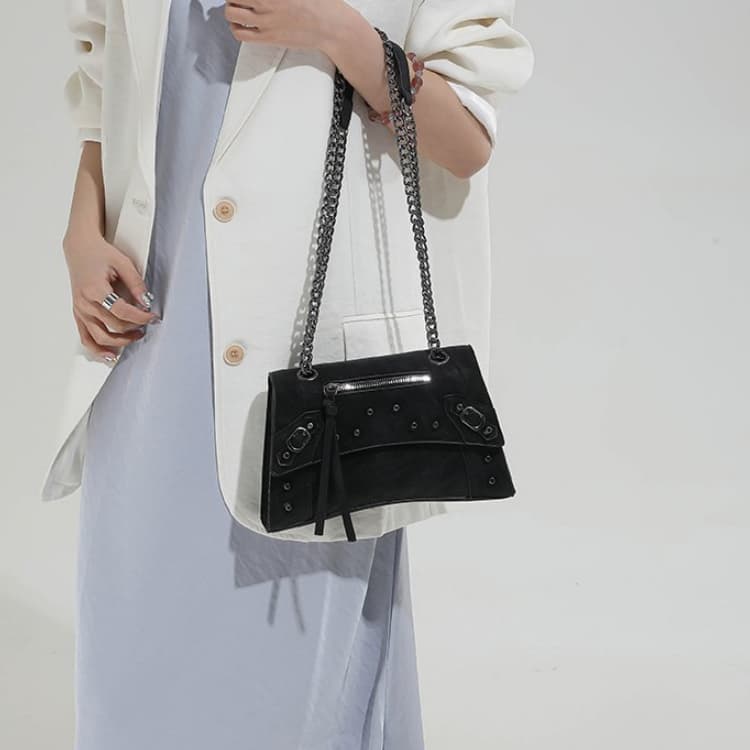 Rivet locomotive bag women's metal chain shoulder messenger bag