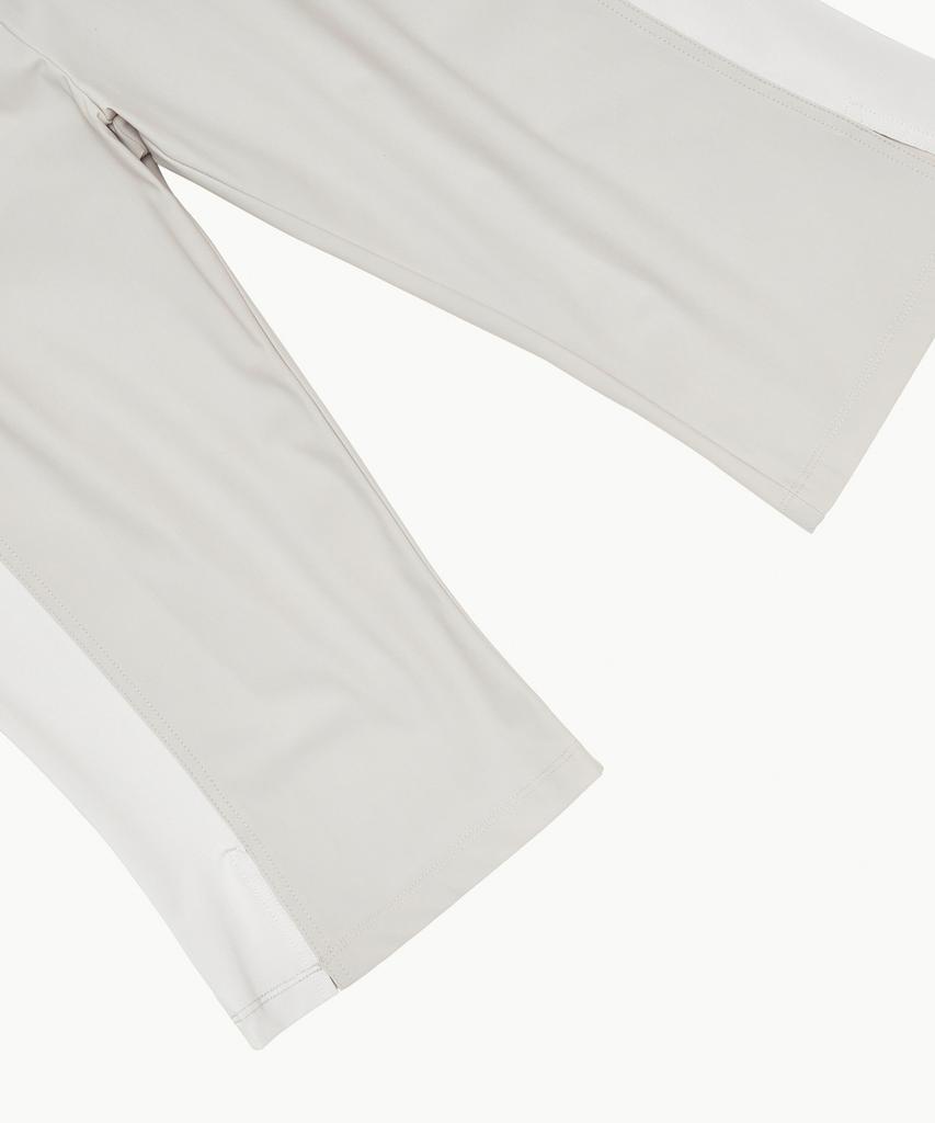 Amomento Color Blocked Biker Shorts_Grey Beige