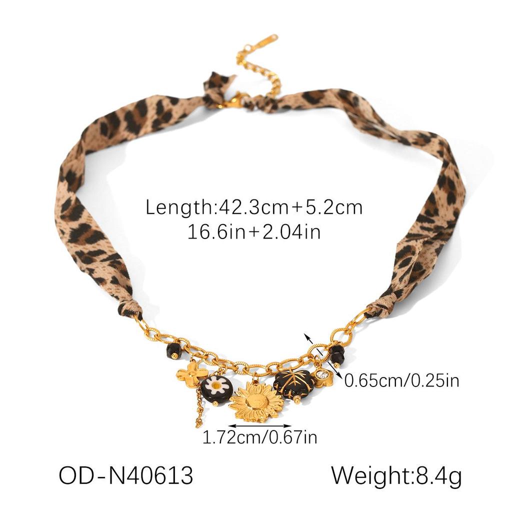 European and American Stainless Steel Leopard Print Necklace and Bracelet Set - Non-fading, Niche Style Jewelry.