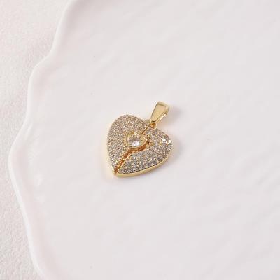 New Luxury Electroplated Openable Heart Pendant Clavicle Chain for Women