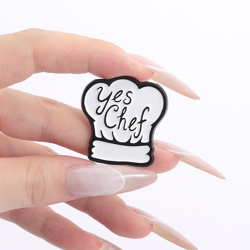 Yes Chef Cap Enamel Pins Custom Chef Food Movie Brooches Lapel Badges Clothes Funny Jewelry Gift for Friends