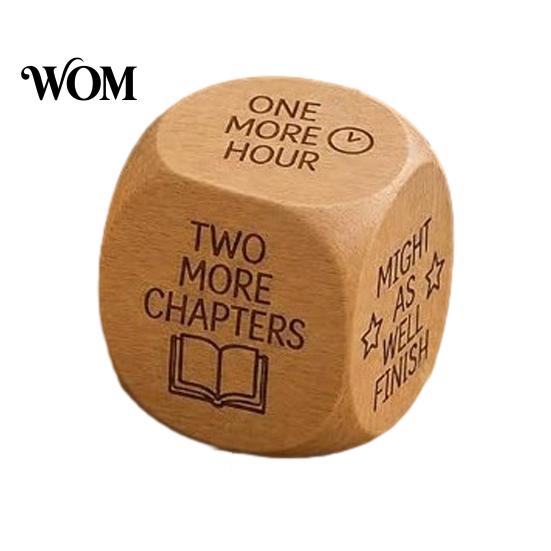 Interactive Reading Dice Wooden Decision Dice, 6-Sided Wood Engraved Quotes Prompt, Natural Bookish Daily Habit Tool Charm, Fun Companion Book