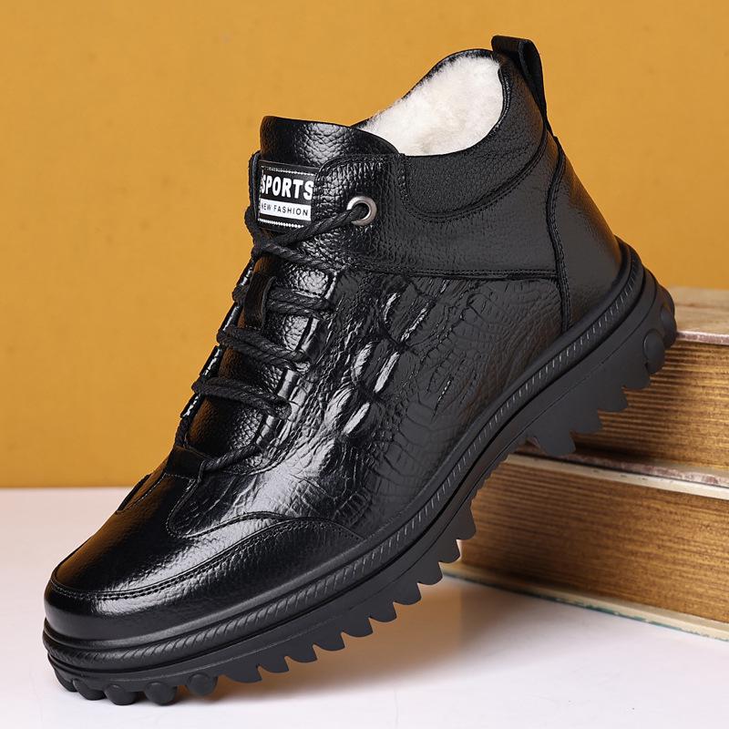 Men's Winter Warm High-Top Leather Shoes with Velvet Lining