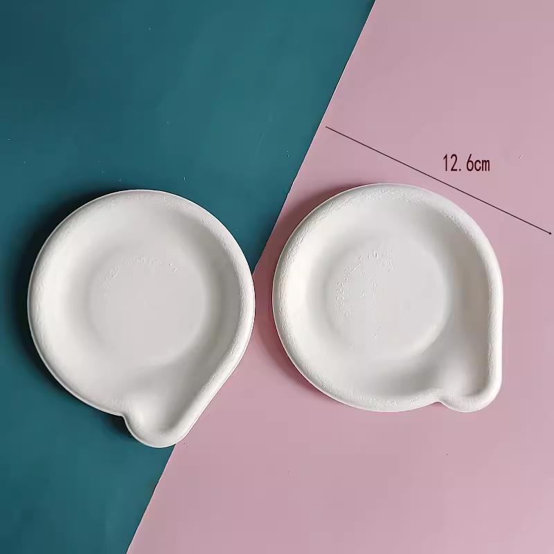 Kindergarten Handmade Disposable Paper Plates: Round & Rectangular for BBQ, Cakes, Bread, and Painting.