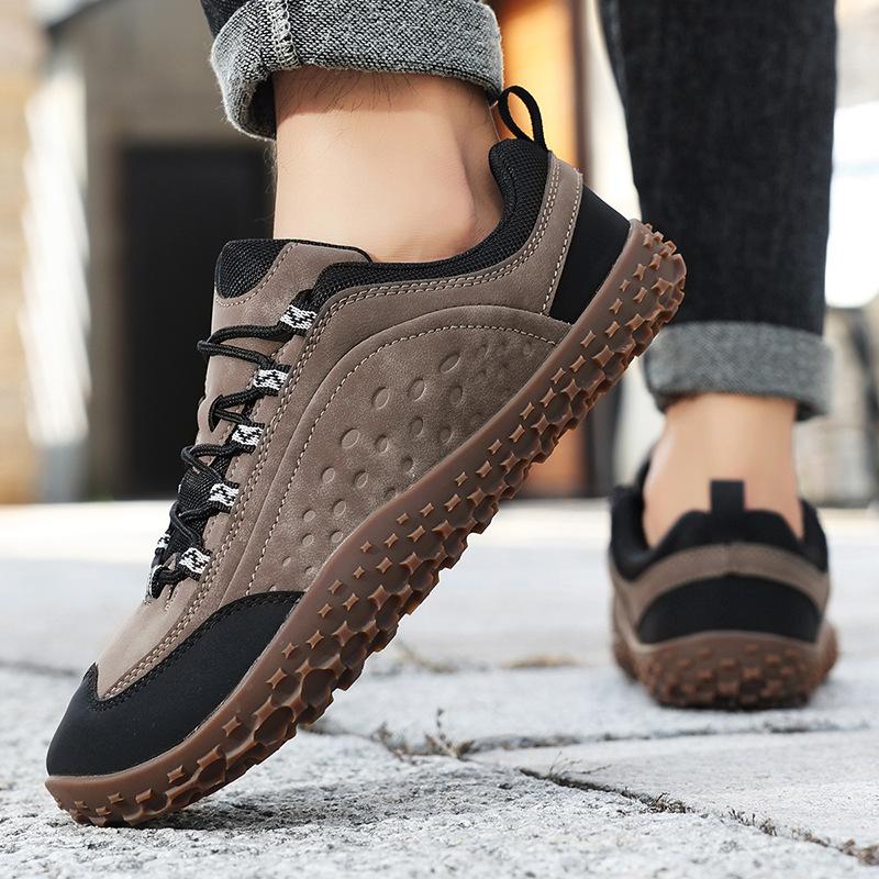 Autumn new large size wide head outdoor hiking shoes barefoot big head shoes wide head shoes Xiyin light casual hiking shoes