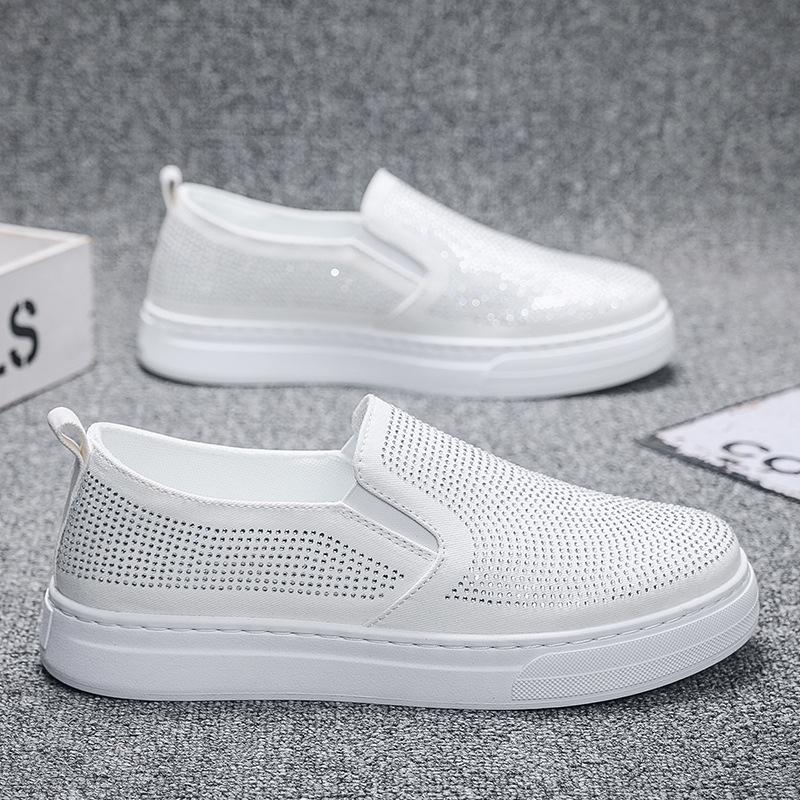 2025 autumn new breathable men's loafers Korean version fashion Doudou shoes men's shoes trendy casual shoes youth