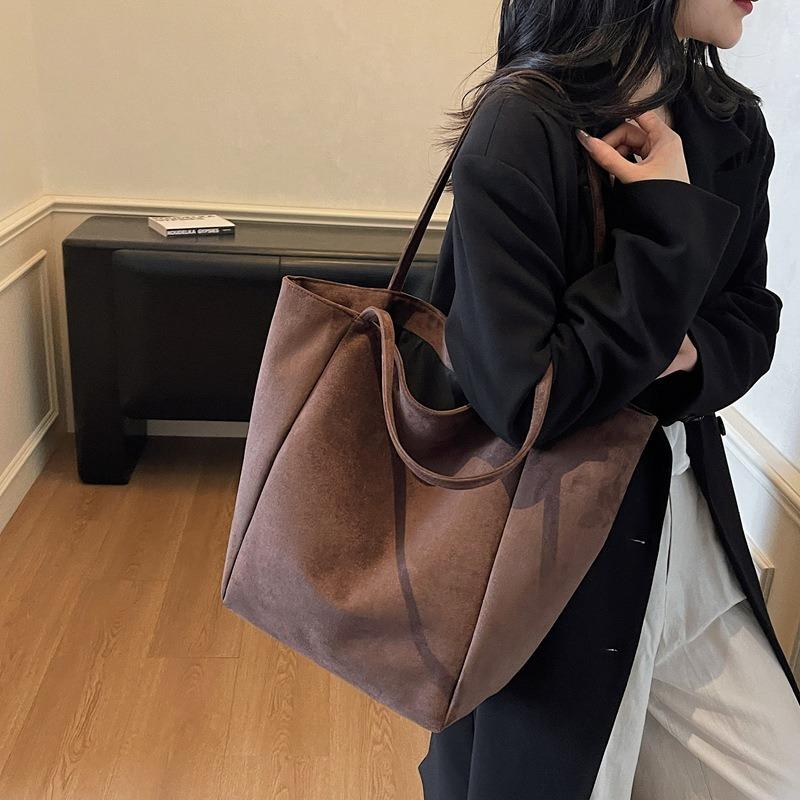 Casual commuting retro suede large-capacity bag women's new autumn and winter shoulder bag tote bag