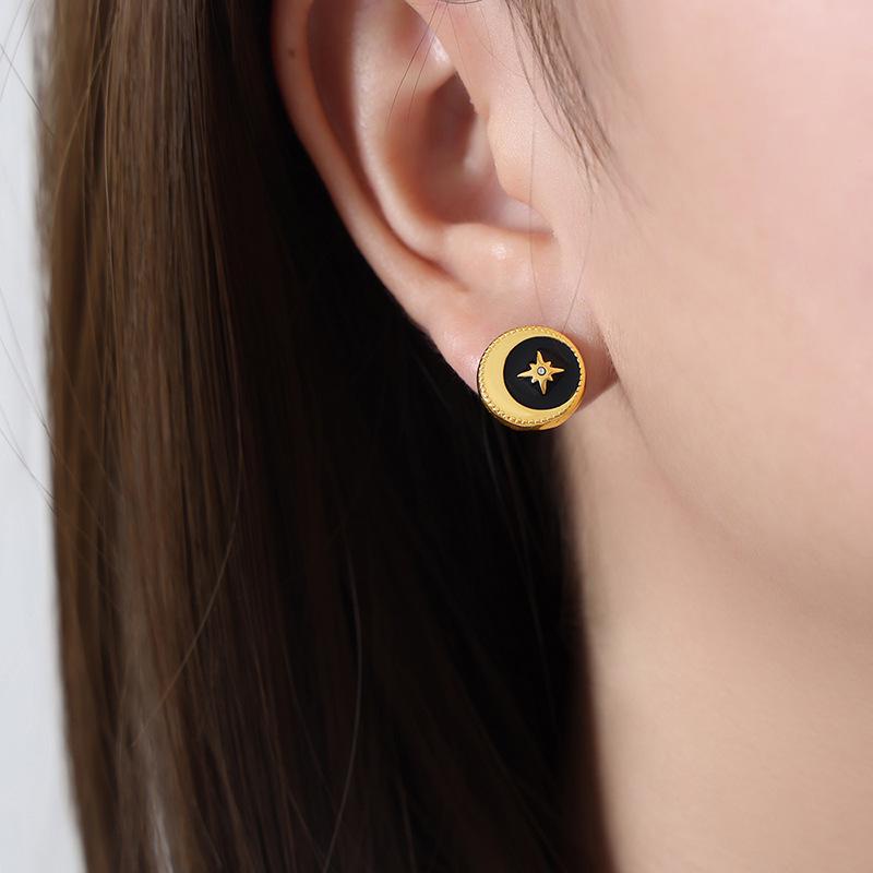 18K Gold Starburst Retro Round Stud Earrings - Titanium Steel