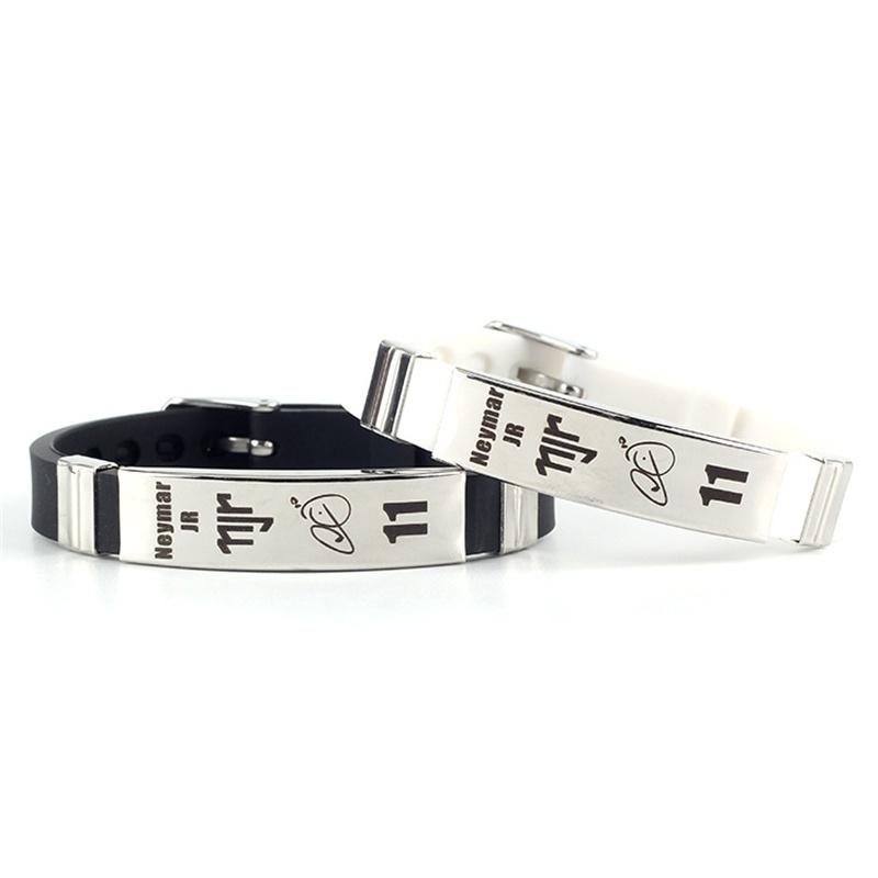 Verstellbares Silikon-Metall-Schnitzerei Fußball-Armband Weltmeisterschaft Sportarmband Unisex Fan-Souvenir