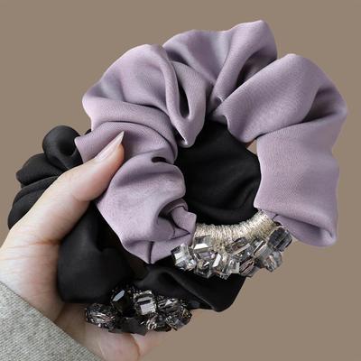 Elegantes Satin-Haargummi mit Strasssteinen für Damen - Luxuriöses Haargummi für Pferdeschwänze und Dutt