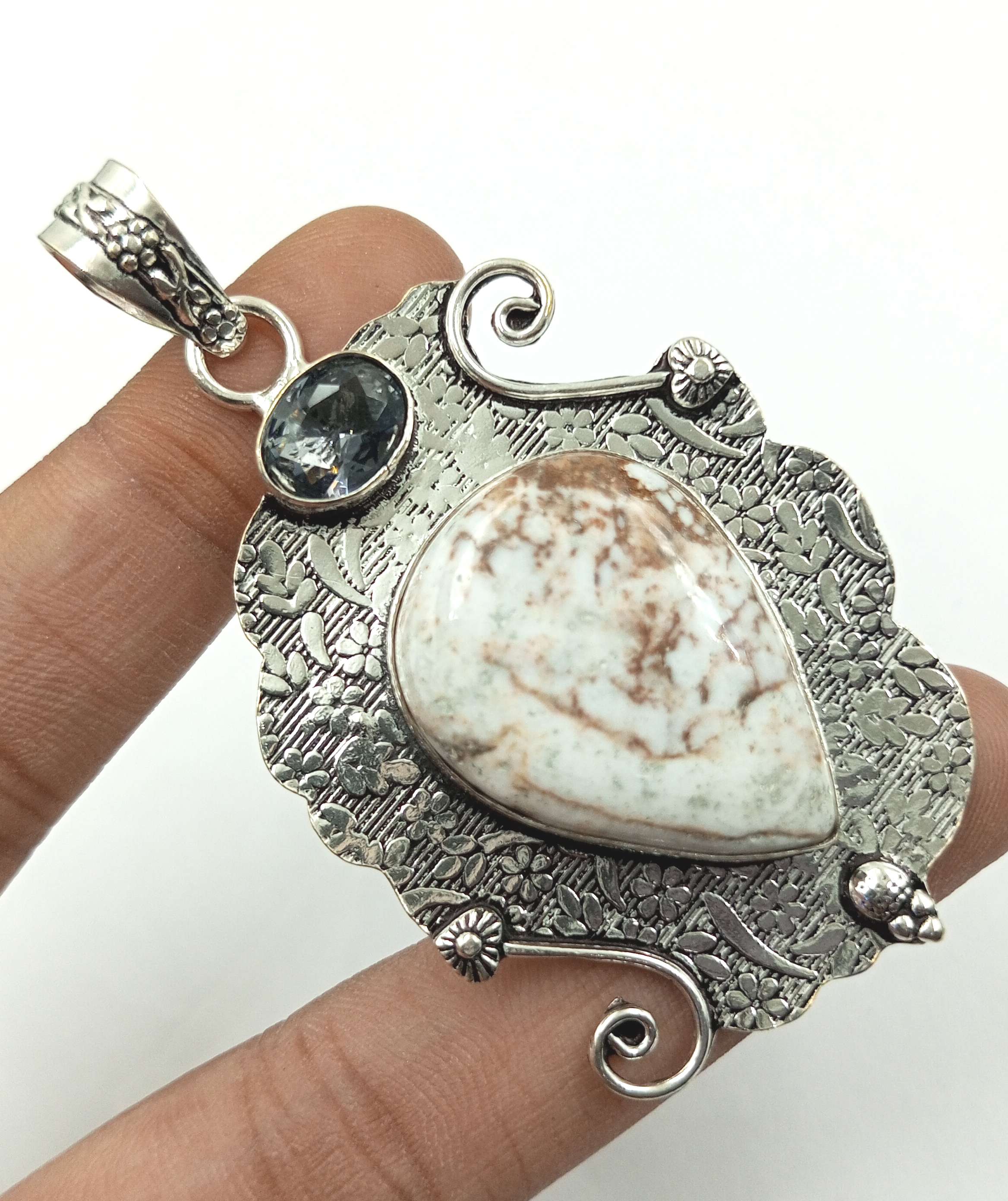 

Женский подарочный кулон Wild Horse Jasper из стерлингового серебра 925 пробы с покрытием UUOL-P45