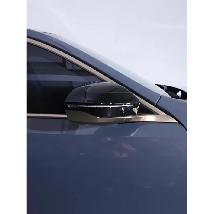 Bright Black Side Mirror Cover Caps for BMW 5 7 I5 I7 Series G60 G61 G68 G70 M5 G90 2024 2025 Car accessories Left Hand Drive