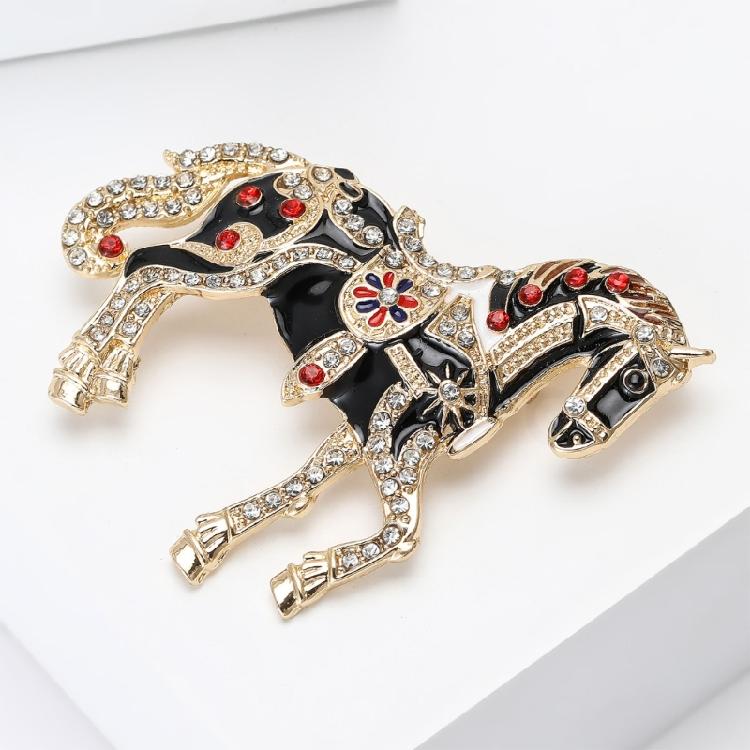 Delicate Cartoon Horse Brooch with Rhinestones Embellishments Enamel Animal Shaped Lapel Pin Accessory