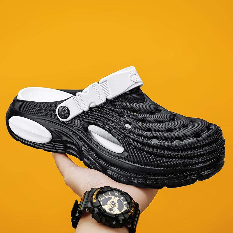 Fashion Clogs Men Sandals Lightweight Breathable Slip-On Sandals Non-Slip Water Shoes for Summer Beach Sandals