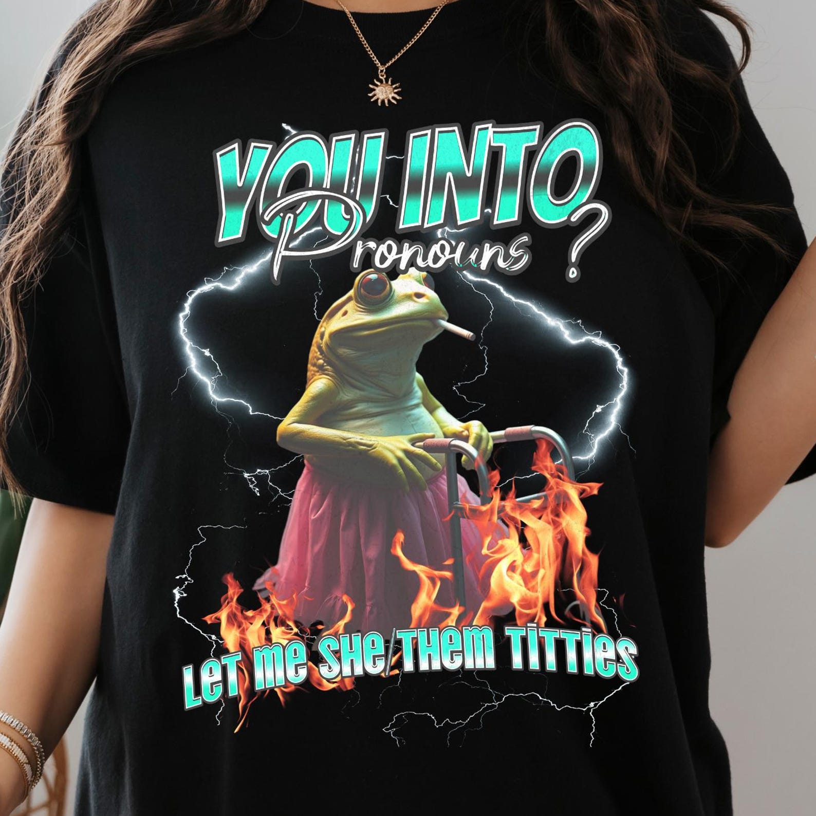 Funny Frog Pronouns Meme T-Shirt L