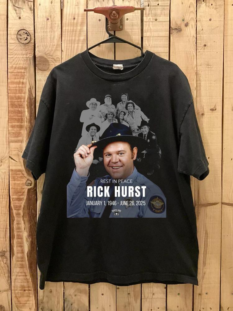 

Rick Hurst Deputy Cletus Hogg The Dukes of Hazzard T Shirt Full Size S-5XL Unisex T-Shirt XXXXL