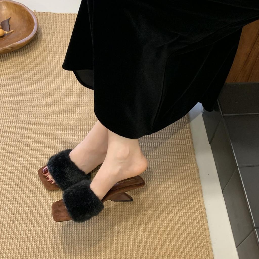 2025 New Square Head Slope High Heel Open-toed Niche Wear Half-drag OL Women's Sandals Mao Mao