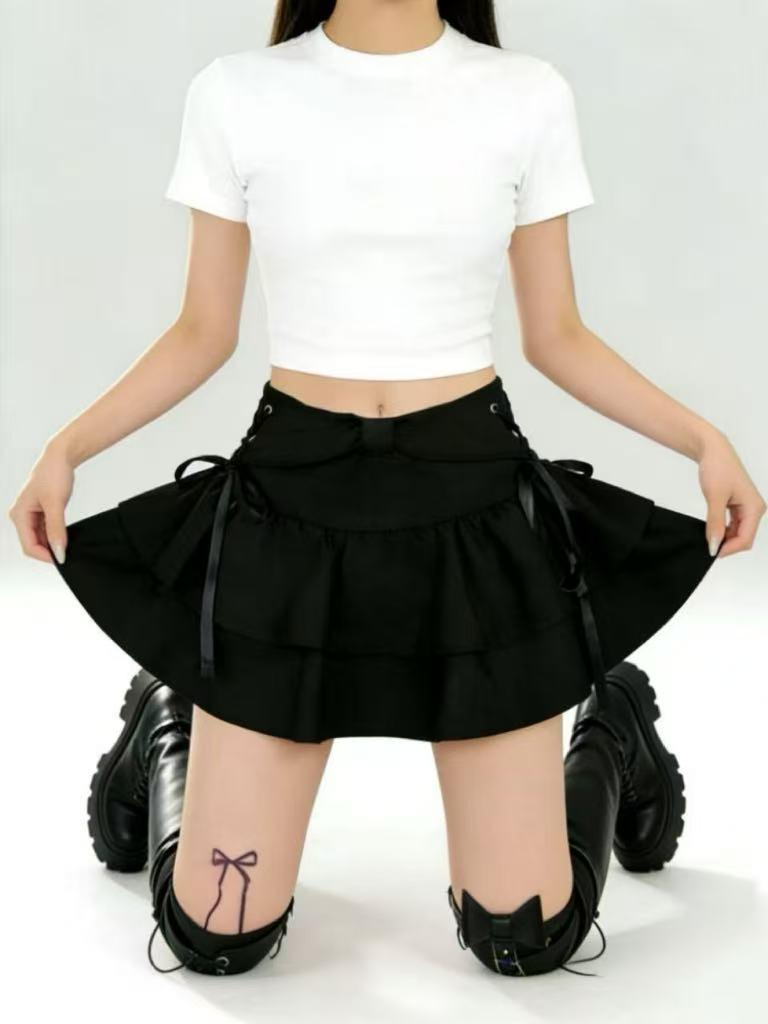 Y2K Black Lace-Up Pleated A-Line Mini Skirt for Women - Spring Sweet Spicy Petite Skort Design