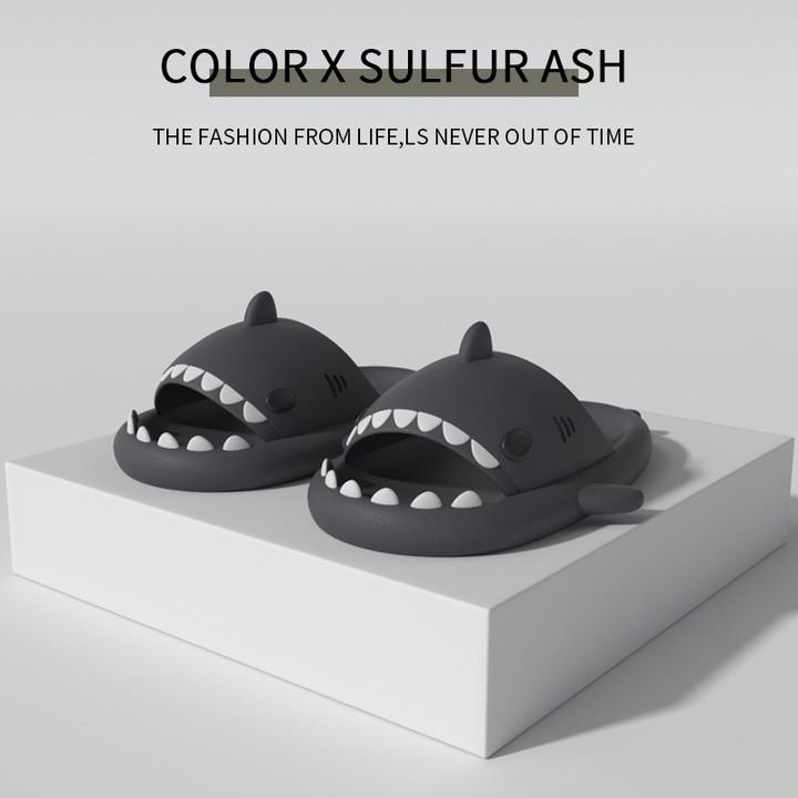 Rekin Kreskówkowy Antypoślizgowe Letnie Kapcie dla Dorosłych - Urocze, Modne, Do Wewnątrz i na Zewnątrz